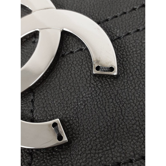 Chanel Diamond Stitch Double Chain Shoulder Bag Black - Picture 9 of 9